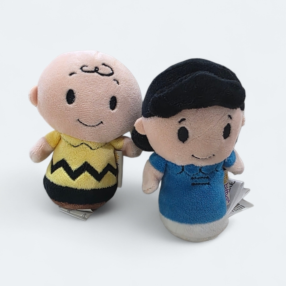Hallmark Peanuts Charlie Brown and Lucy Itty Bitties Plush Toys